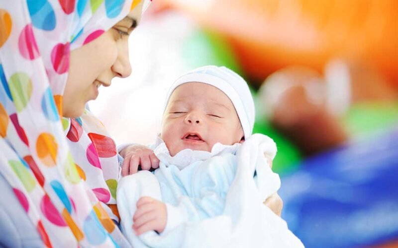 نمو الطفل في عمر أسبوع