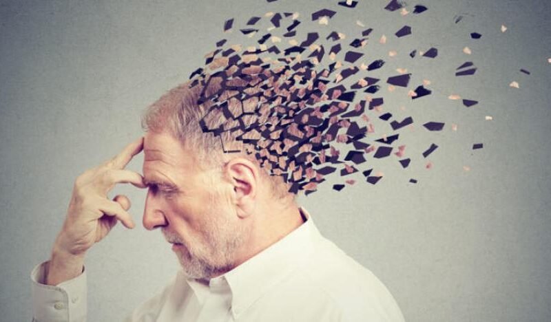الدليل الشامل عن مرض الزهايمر تعرف على الأعراض والعلاج