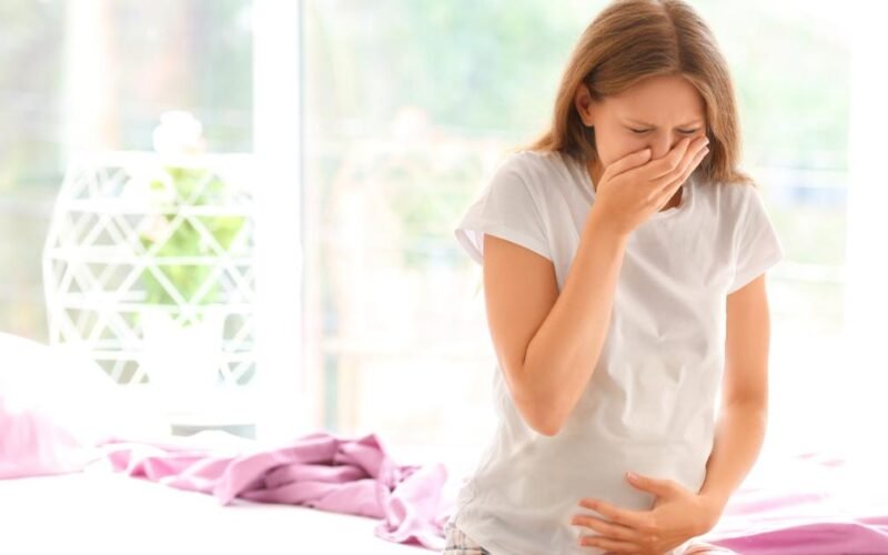 كيف أتخلص من غثيان الحمل طرق فعالة وآمنة للتخفيف من الأعراض